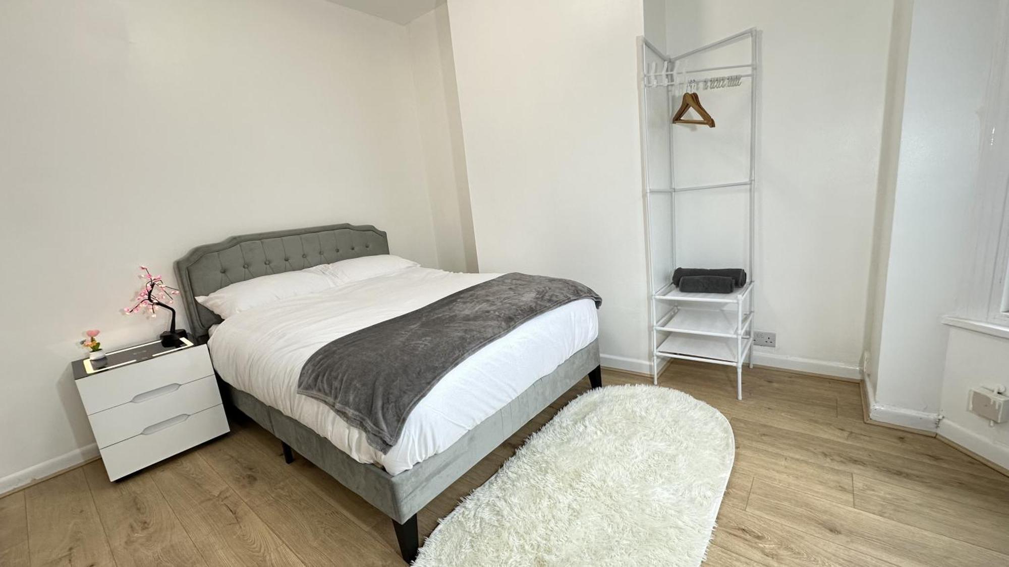 Large Double Room In Portsmouth - Mayhall Rd מראה חיצוני תמונה