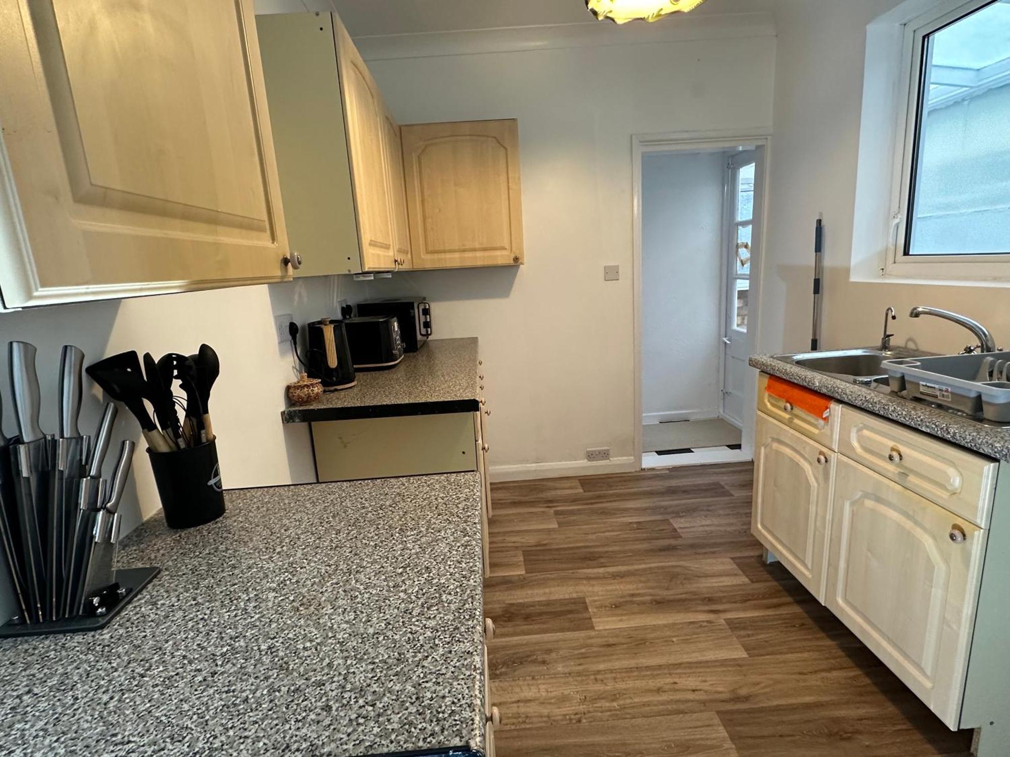 Large Double Room In Portsmouth - Mayhall Rd מראה חיצוני תמונה